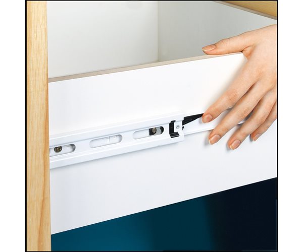 Accuride 3832 Drawer Slides - Front disconnect slide 4